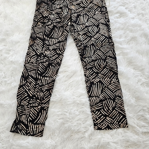 Hands to hearts size small lycra leggings - Picture 3 of 12